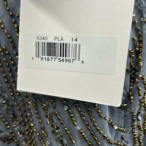 Mac Duggal 5240 NWT Long Sleeve Beaded Column Gown - Picture 10 of 14